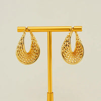 Elegant U Shape Stripe Plating Stainless Steel 18k Gold Plated Anti-Tarnish Hoop Earrings