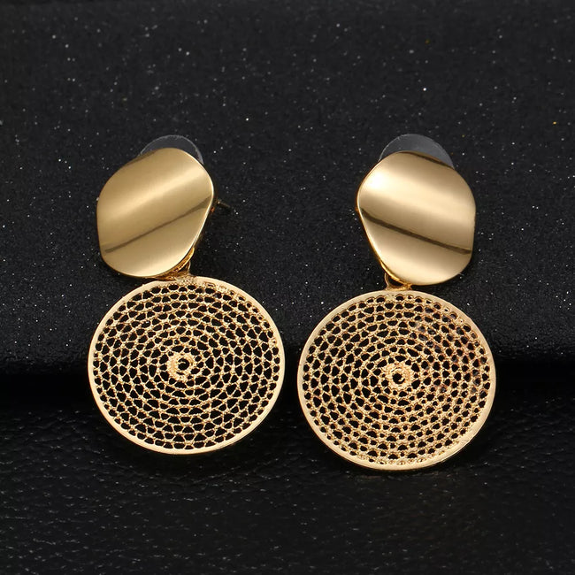 Aferando Gold Plated Round Hollow Iron Net Stud Earrings for Women