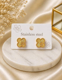 18K Gold Plated Anti-Tarnish Floral Stud Earrings – Stainless Steel Minimal Earrings