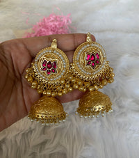 Aferando Rani Lotus Pearl Jhumka Earrings