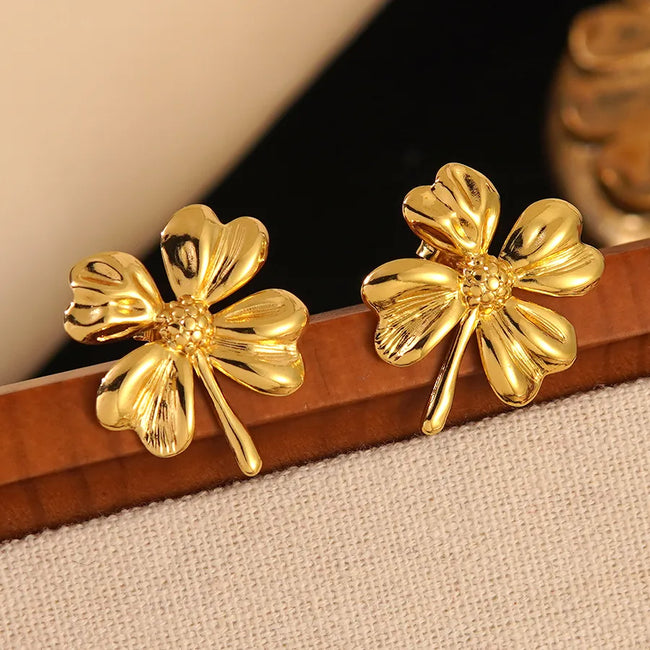 Anti-Tarnish 304 Stainless Steel 18K Gold-Plated Four-Petal Flower Stud Earrings