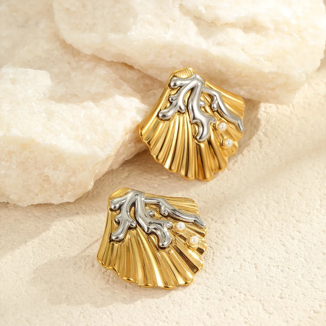 Anti-Tarnish Dual-Tone 304 Stainless Steel 18K Gold Plated Shell Stud Earrings