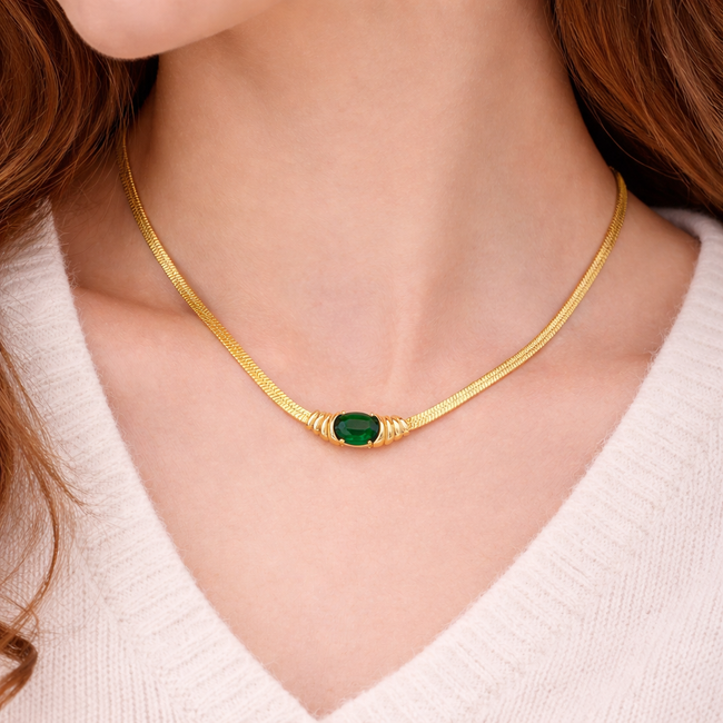 Anti-Tarnish Emerald Stone Herringbone Snake Necklace — 18K Gold Plated