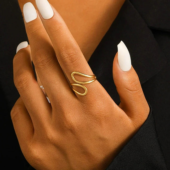 Anti-Tarnish Minimalist Wave Ring – 18K Gold Plated Adjustable Open Swirl Ring