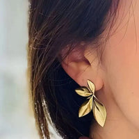 Anti-Tarnish 18K Gold Plated Stainless Steel Leaf Flower Stud Earrings for Women