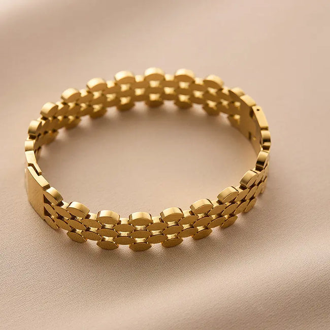 Anti-tarnish Stainless Steel 18k Gold-Plated Classy Bracelet – Perfect with Watches