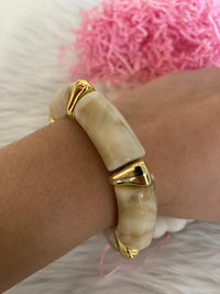 Apricot Resin & Acrylic Smudged Texture Stretch Bracelet