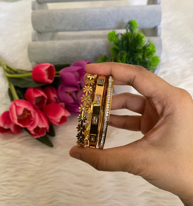 Bloom & Diamonds Bangle Bracelet Stack — Anti-Tarnish 18K Gold Plated Bracelet Set of 3