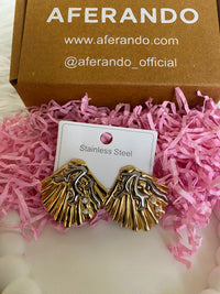 Dual-Tone 304 Stainless Steel 18K Gold Plated Shell Stud Earrings