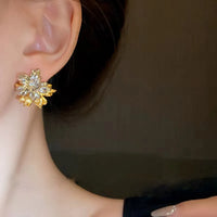 Elegant Flower Gold and Silver Plated Duel Tone Stud Earring