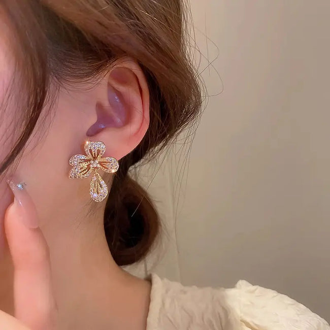 Exquisite Flower Leave Rhinestone Geometric Stud Earrings