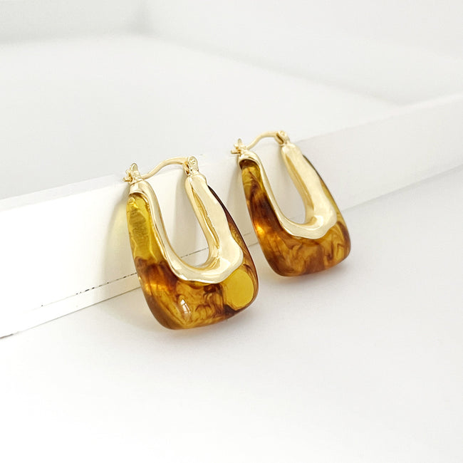 18K Gold Minimalist U Shape Hoop Earrings Stainless Steel – Bella's  Accessories & Apparels