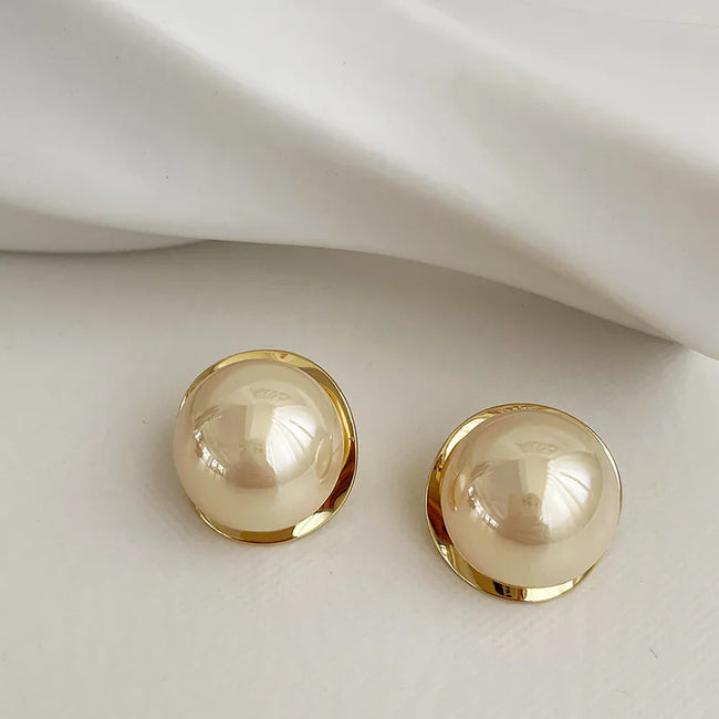 Aferando Gold Plated Korean Style Big Pearl Huggie Small Pearl Circle