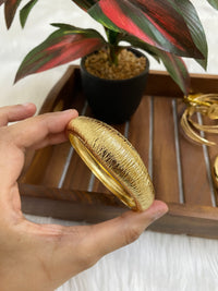 Gold Plated Exaggerates Rough Top Surface Chunky Bracelet for Women