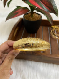 Gold Plated Exaggerates Rough Top Surface Chunky Bracelet for Women