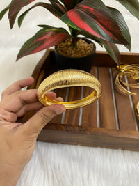 Gold Plated Exaggerates Rough Top Surface Chunky Bracelet for Women