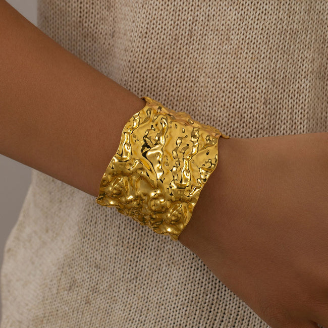 Gold Plated Irregular Hammered Open-End Bracelet