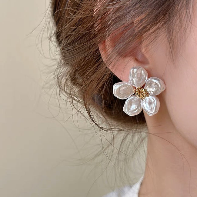 Gold Plated Pearl Petal Flower Stud Earring For Woman