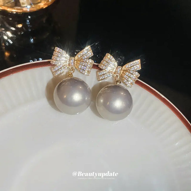 Gold Plated Rhinestones Bow Pearl Drop Earring