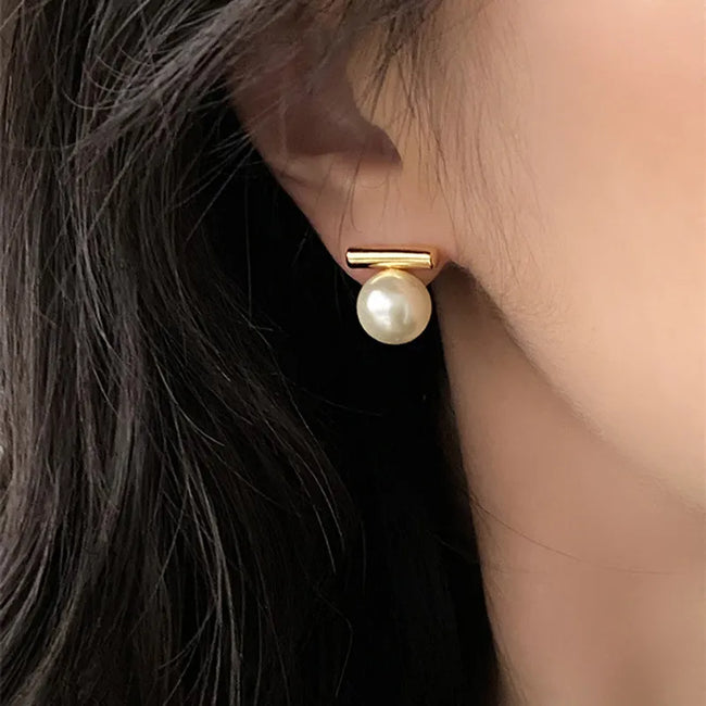 Gold Plated Simple Style Geometric Alloy Pearl Stud Earrings