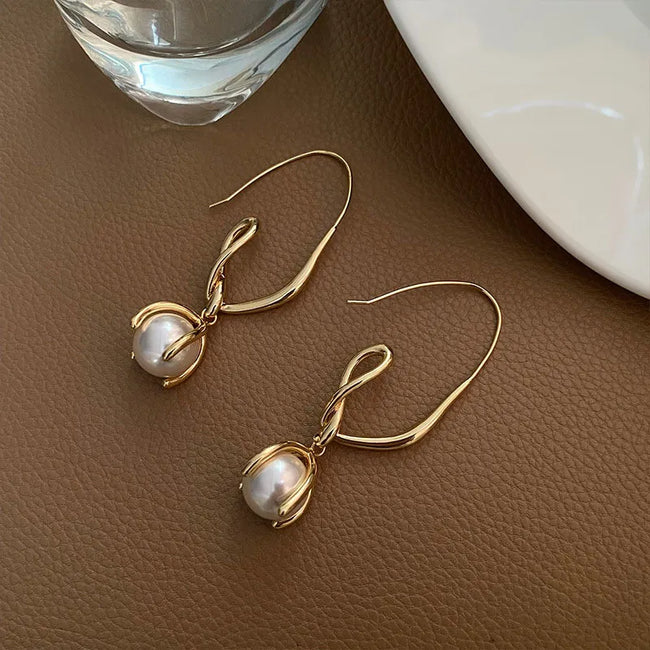 Gold Plated Twisted Line Geometric Pearl Drop Elegant Hoop Earrings For Women