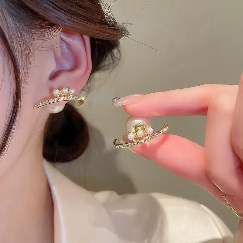 Pearl and rhinestone stud earrings new arrivals