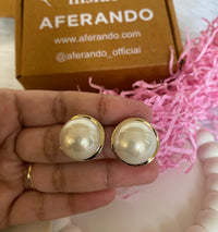 Gold Plated Elegant Big Round Inlay Pearl Stud Earring For Women