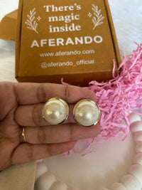 Gold Plated Elegant Big Round Inlay Pearl Stud Earring For Women