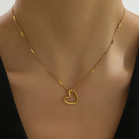 Anti Tarnish Stainless Steel Gold Plated Hollow-out Peach Heart Pendant Necklace