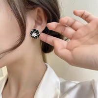 Korean Fashion Black Pearl Camellia Flower Earrings