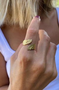 Seraphina Anti-Tarnish Wings Finger Ring