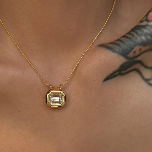 Seren – Anti Tarnish Crystal Pendant Necklace