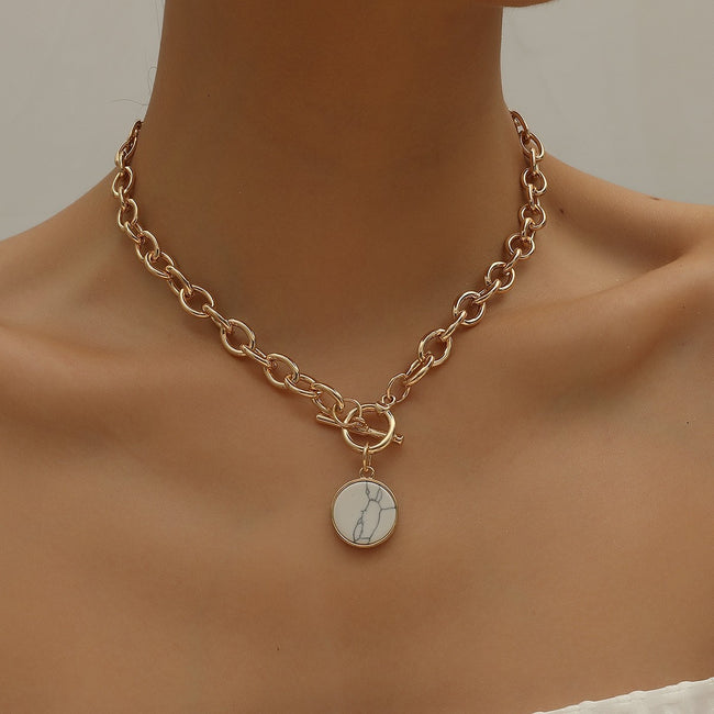 Simple Style Gold Plated Toggle Pendant Necklace