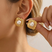 Anti-Tarnish Square Shaped Stainless Steel 18K Gold Plated Pearl Stud Earrings