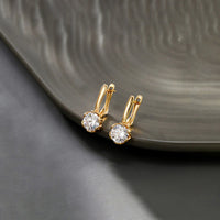 The Lumière Solitaire Huggies