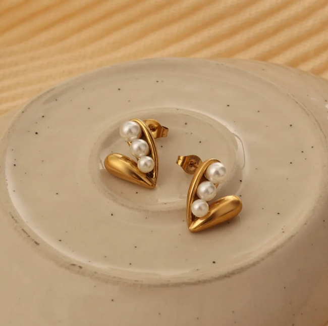 The Radiant Heart Pearl Studs