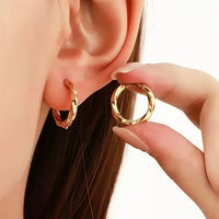 TwistLite – Anti-Tarnish Gold Hoop Earrings