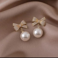 Gold Plated Rhinestones Bow Pearl Drop Earring