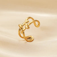 Xyla  Criss-Cross Finger Ring