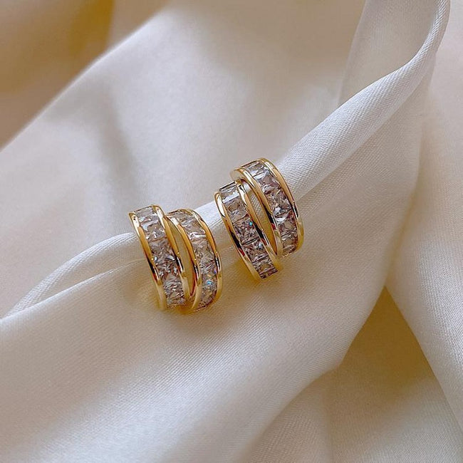 Aferando Gold Plated C-Shaped Diamond Stud Earrings for Women, inlaid with sparkling diamonds, unique and versatile design
