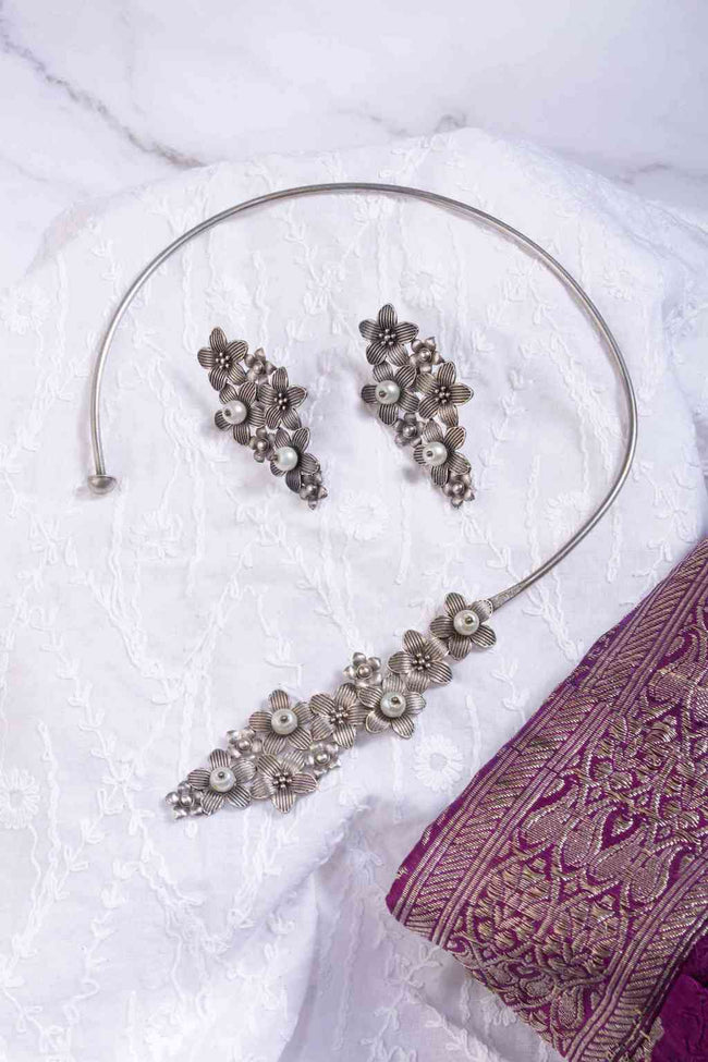 Silver Look-alike Premium Quality One Of A Kind Necklace Earring Set